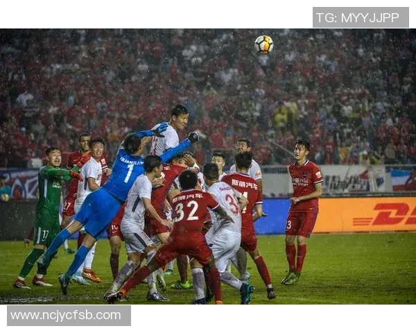 重庆斯威迎战上海绿地申花期待精彩对决两队争夺积分势必火花四溅